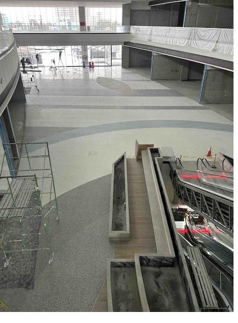 Centro comercial (AAA), imagen 2